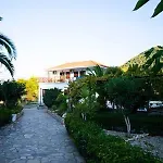 Delphi Aparthotel