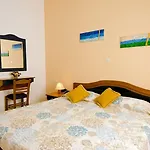 Aparthotel Delphi 4*