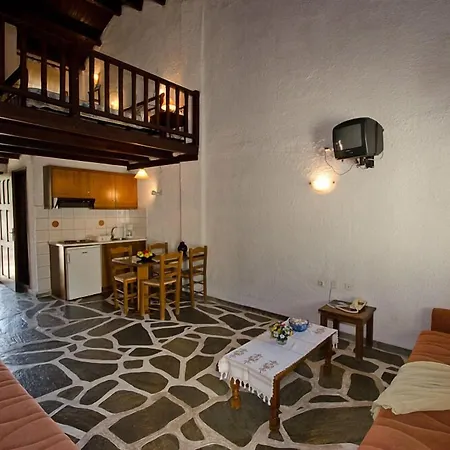 Aparthotel Delphi 4*