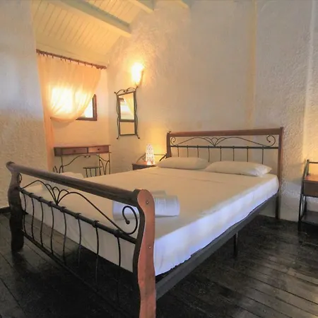 Apart-hotel Delphi